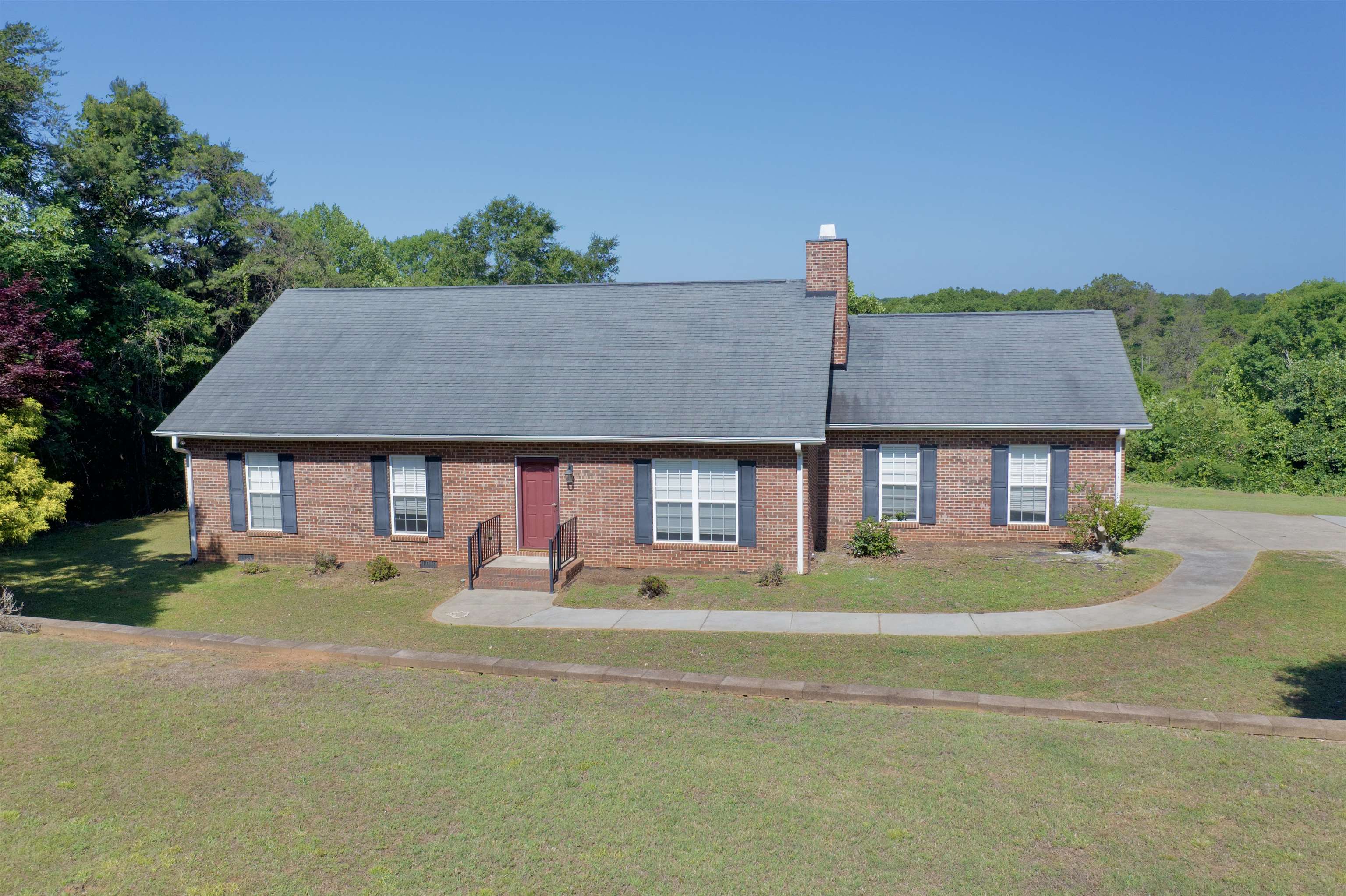 396 Will Landrum Road Chesnee, SC 29323 - Photo 2 of 25