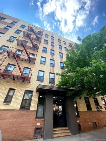 $430,000 | 41-42 50th Street, Unit 4F | Sunnyside
