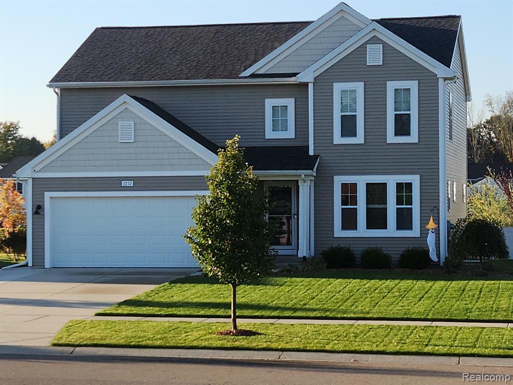 1237 Weatherstone Lane Howell, MI 48843 - Photo 1 of 34 Gallery Image 1