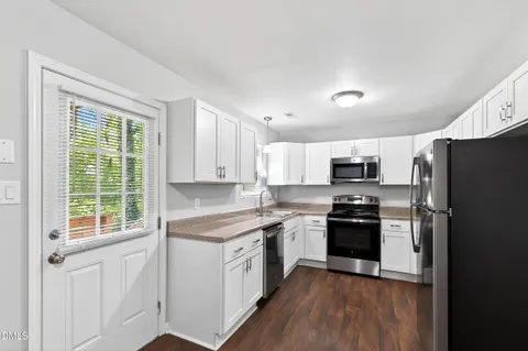 $615,000 | 109 Rainbow Court, Unit 109111, Cary, NC 27511