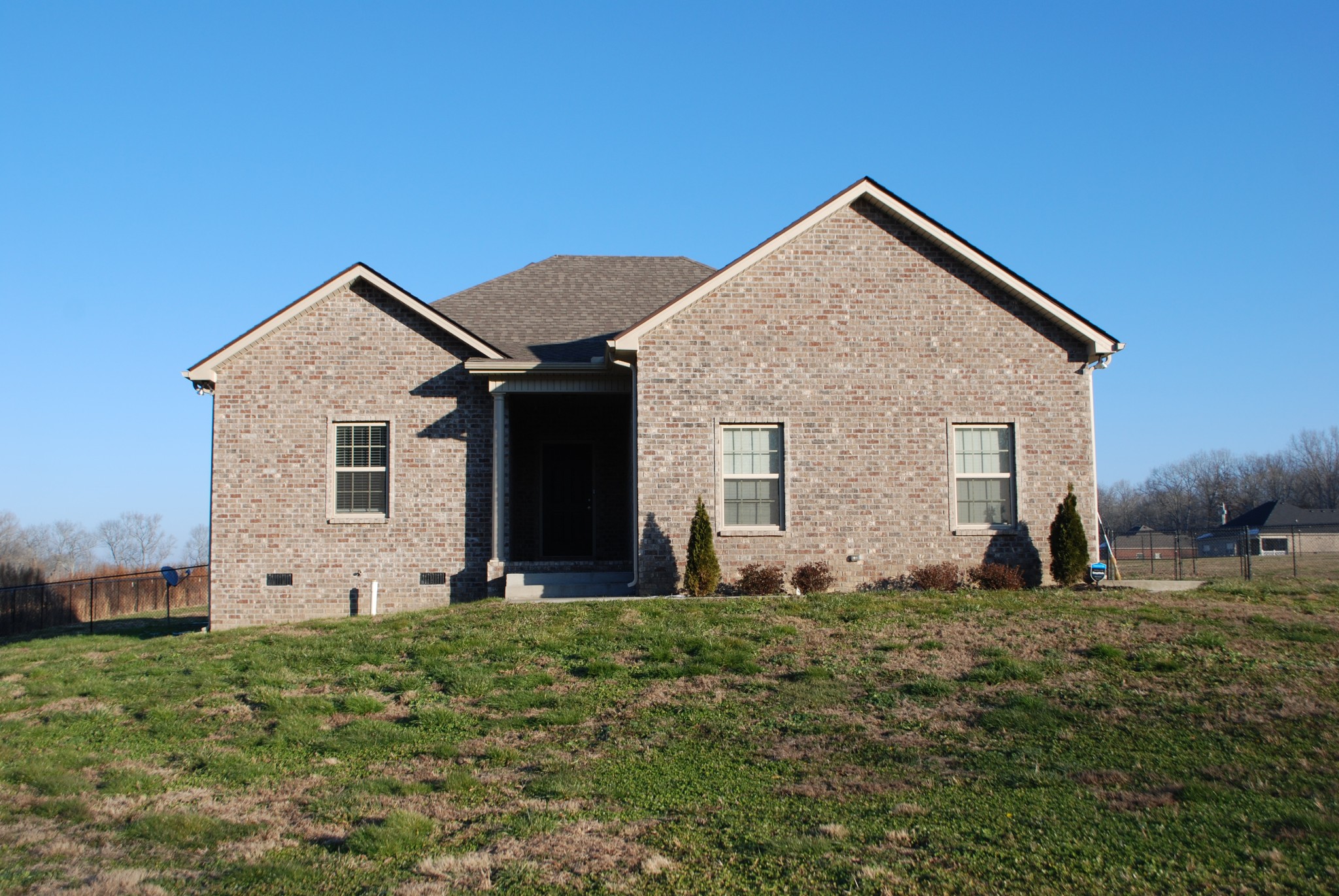 82 Diamond Road Manchester, TN 37355 - Photo 1 of 18 a view of a house with a yard