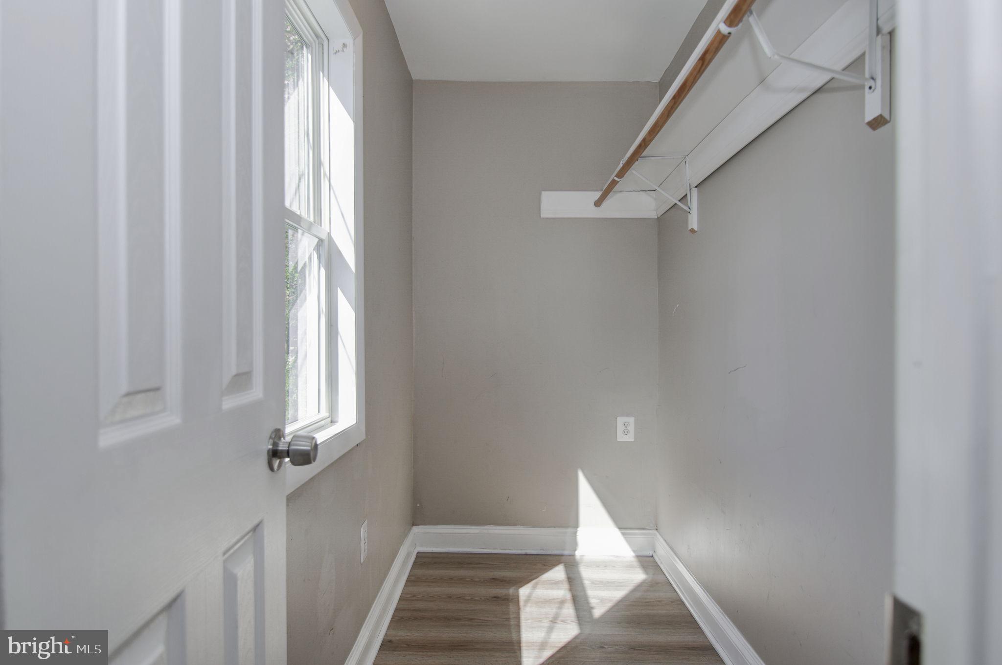 9938 Portsmouth Road Manassas, VA 20109 - Photo 14 of 36