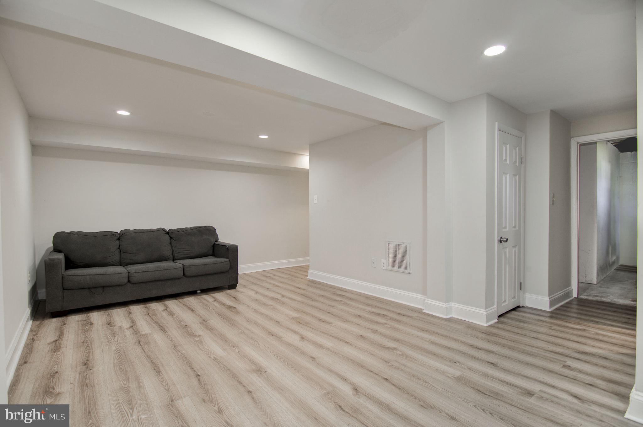 9938 Portsmouth Road Manassas, VA 20109 - Photo 23 of 36