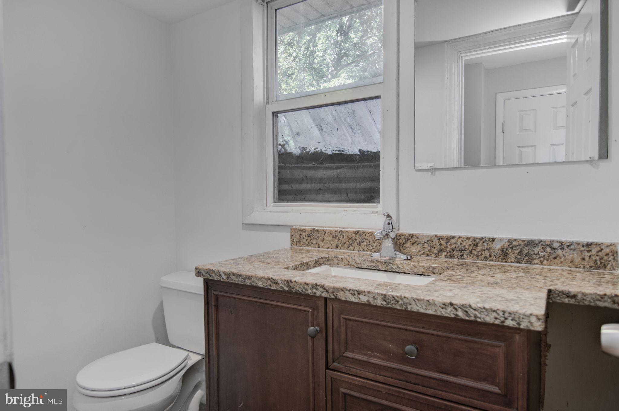 9938 Portsmouth Road Manassas, VA 20109 - Photo 25 of 36