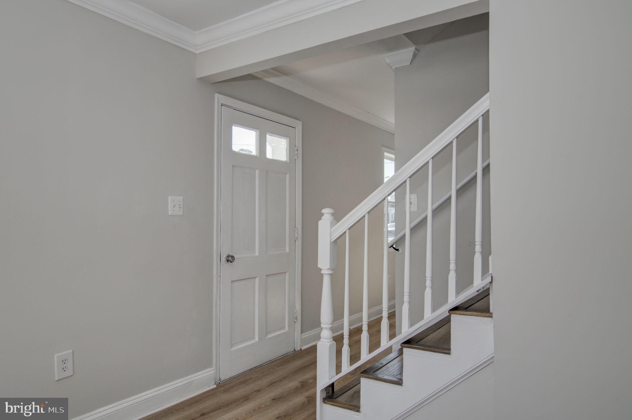 9938 Portsmouth Road Manassas, VA 20109 - Photo 3 of 36