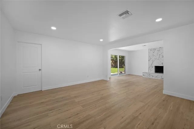 $859,500 | 7848 Chastain Avenue, Reseda, CA 91335