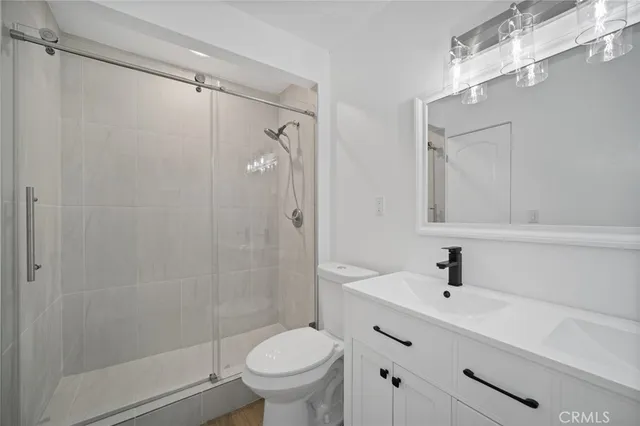 $859,500 | 7848 Chastain Avenue, Reseda, CA 91335