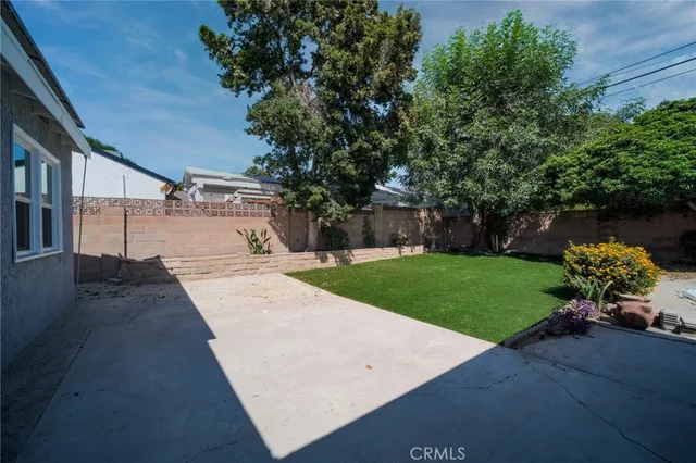 $859,500 | 7848 Chastain Avenue, Reseda, CA 91335