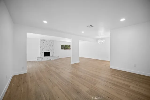 $859,500 | 7848 Chastain Avenue, Reseda, CA 91335