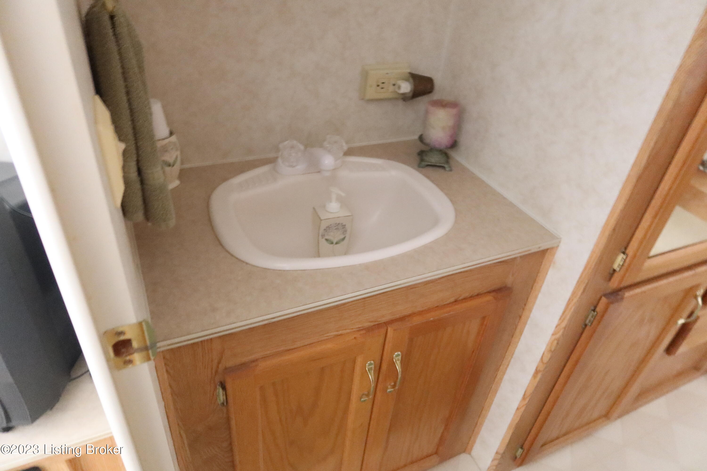 230 Nolin Park Road Clarkson, KY 42726 - Photo 9 of 31 2023-02-08 04.20.05