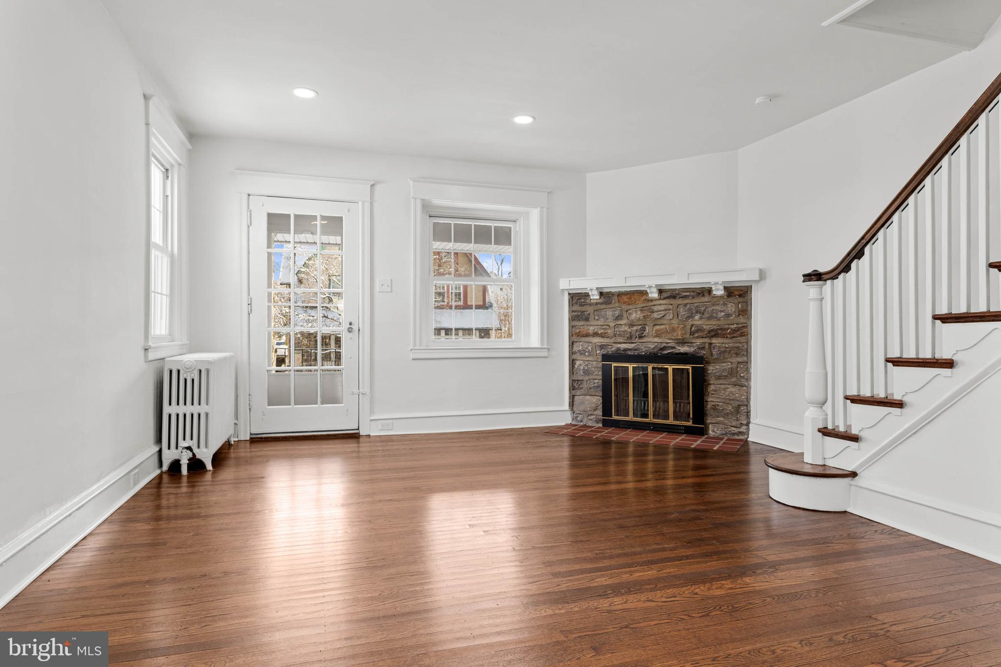 137 Kenilworth Road Merion Station, PA 19066 - Photo 5 of 29 Living Room