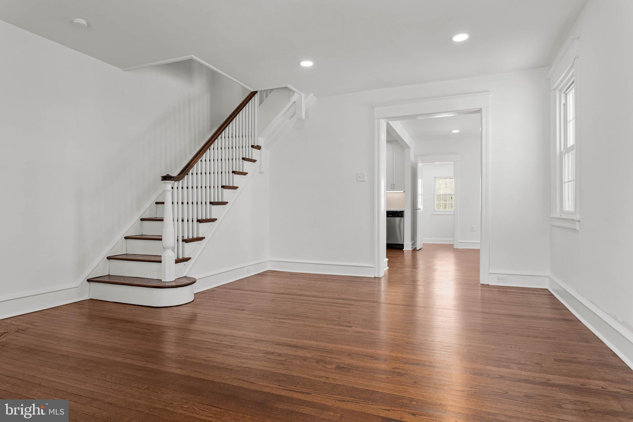 137 Kenilworth Road Merion Station, PA 19066 - Photo 7 of 29 Living Room