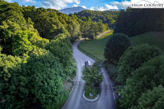 $1,579,000 | 220 Hialeah Lane, Boone, NC 28607