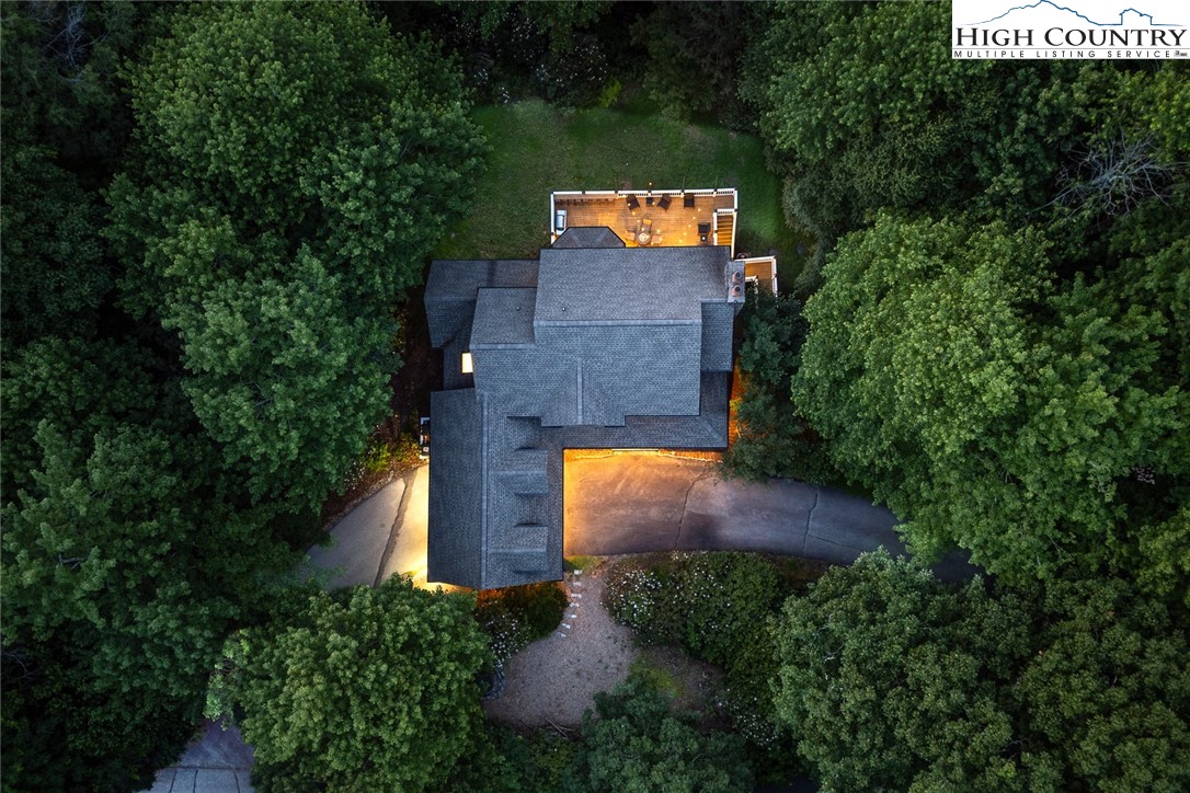 220 Hialeah Lane Boone, NC 28607 - Photo 5 of 49