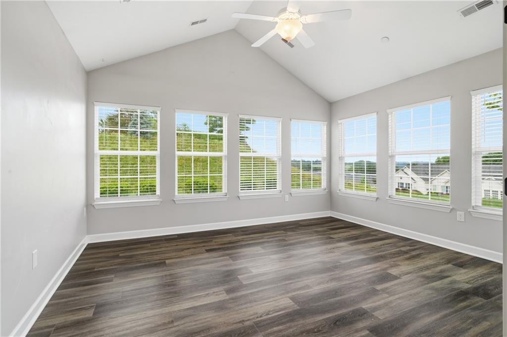 307 Spring Valley Drive Zelienople, PA 16063 - Photo 23 of 50