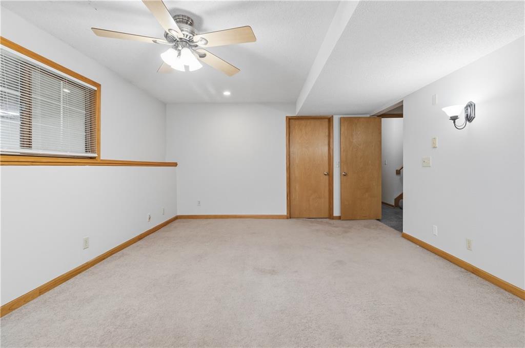 15306 Riley Street Overland Park, KS 66223 - Photo 37 of 44