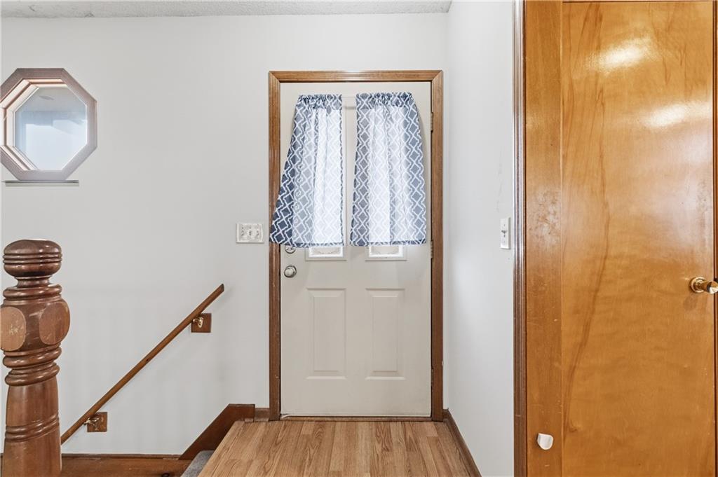 15306 Riley Street Overland Park, KS 66223 - Photo 5 of 44