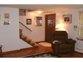 369-371 North Bennington Road Bennington, NH 03442 - Photo 6 of 9 Gallery Image 6