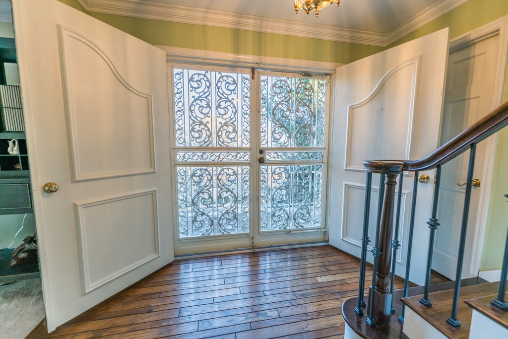 218 Castle Road Dalton, GA 30720 - Photo 8 of 75 Gallery Image 8