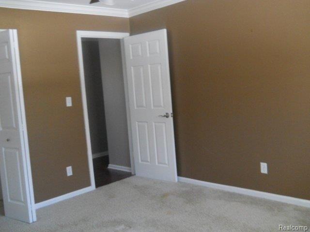 16348 Riverside Drive Livonia, MI 48154 - Photo 5 of 9 DSCN9762.JPG