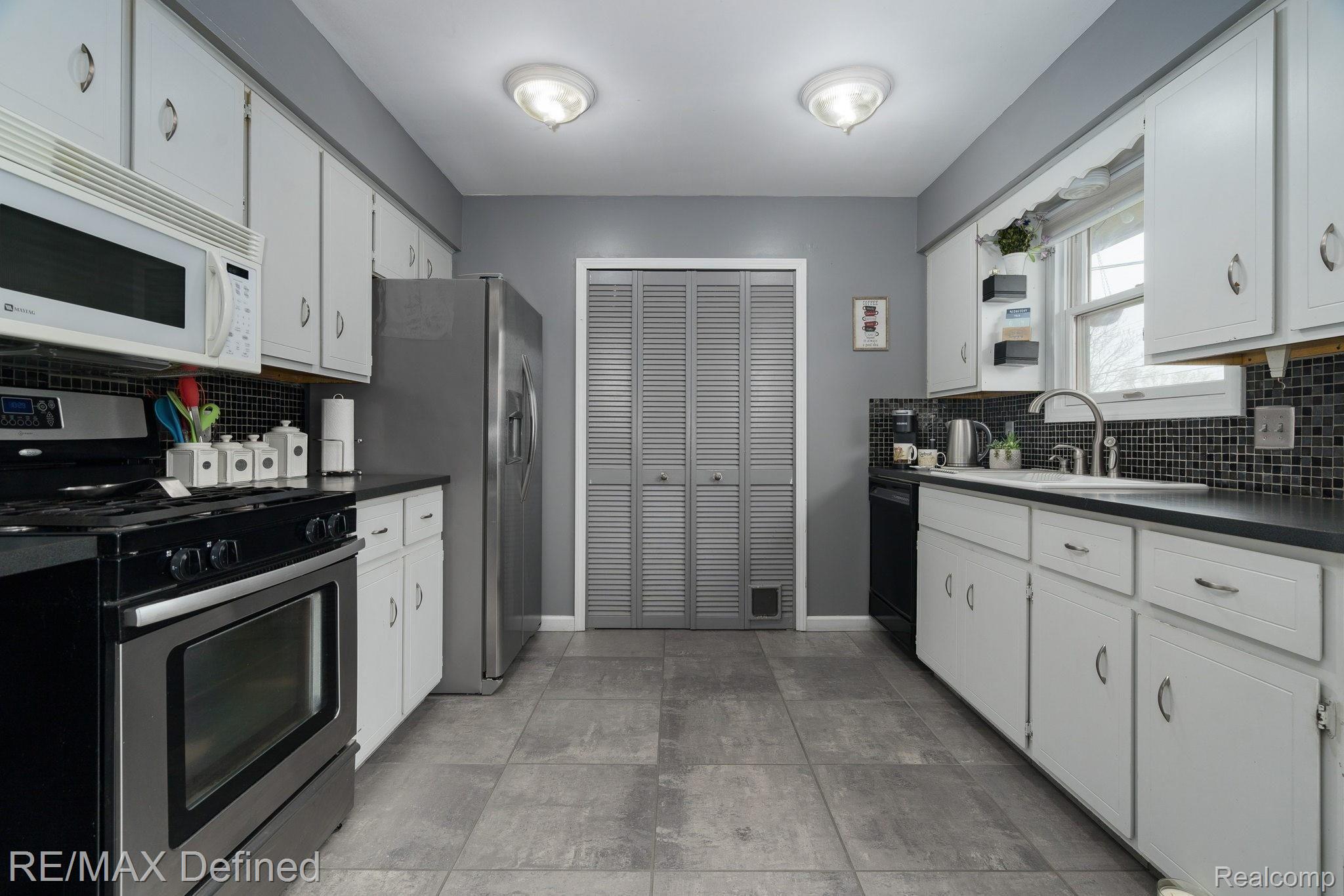 3014 Eastern Avenue Rochester, MI 48307 - Photo 17 of 36 17-web-or-mls-3014-Eastern-Ave-17.jpg