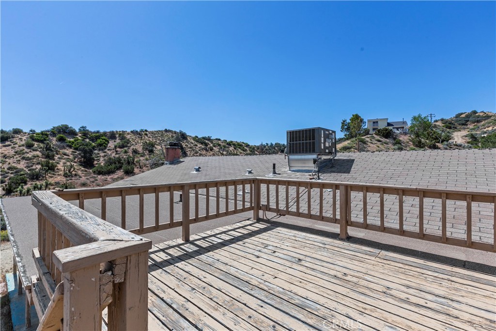 8451 Zohra Canyon Road Pinon Hills, CA 92372 - Photo 36 of 46