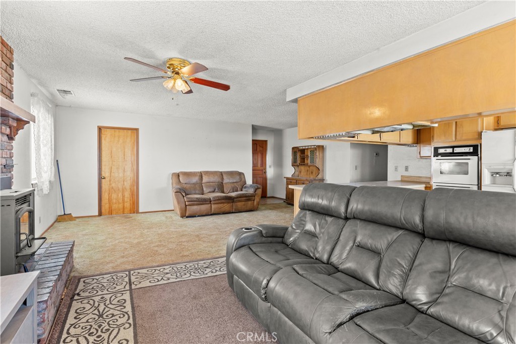 8451 Zohra Canyon Road Pinon Hills, CA 92372 - Photo 7 of 46