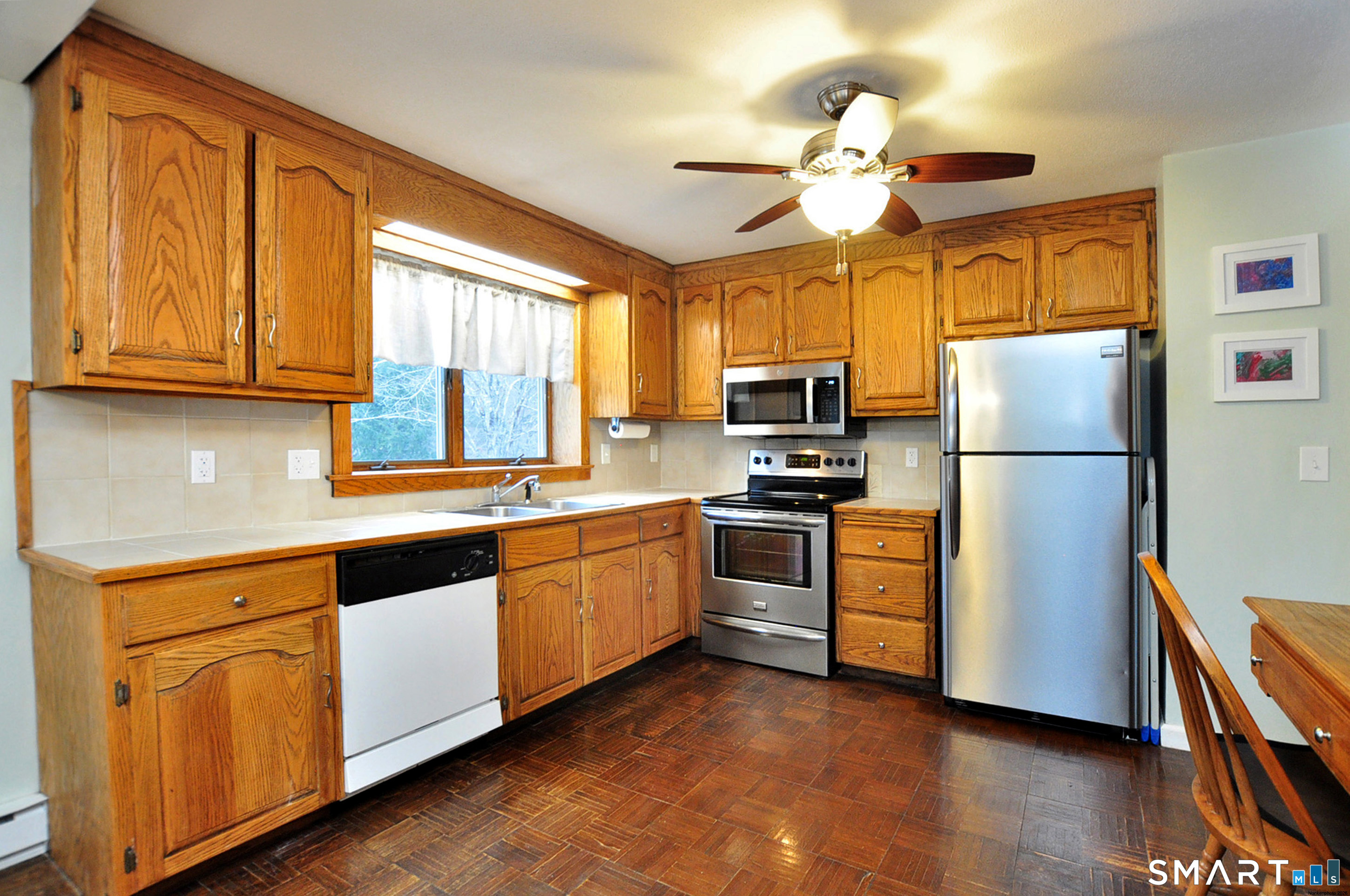 126 Turkey Hills Road East Granby, CT 06026 - Photo 10 of 40