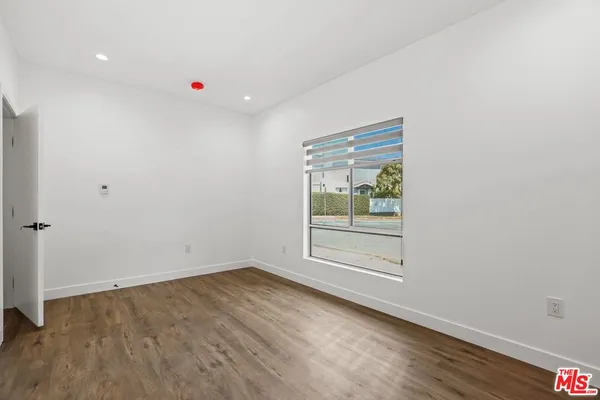 $4,995,000 | 2001 Penmar Avenue, Venice, CA 90291