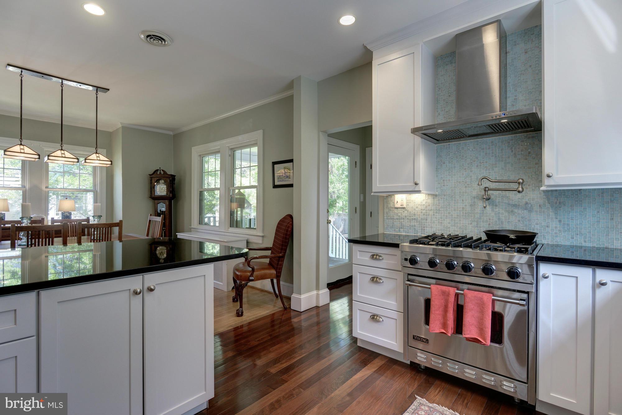 3109 2nd Road North Arlington, VA 22201 - Photo 14 of 30 Kitchen