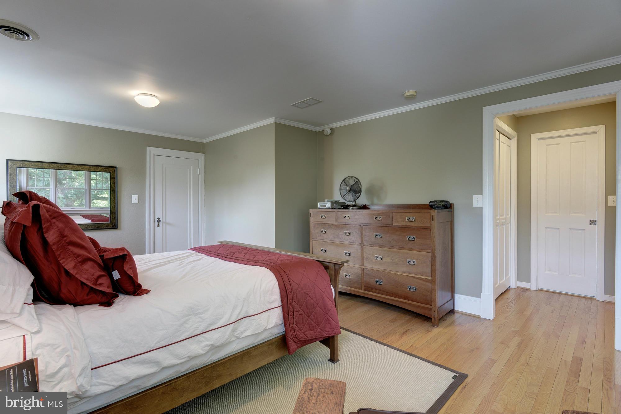 3109 2nd Road North Arlington, VA 22201 - Photo 19 of 30 Bedroom (Master)