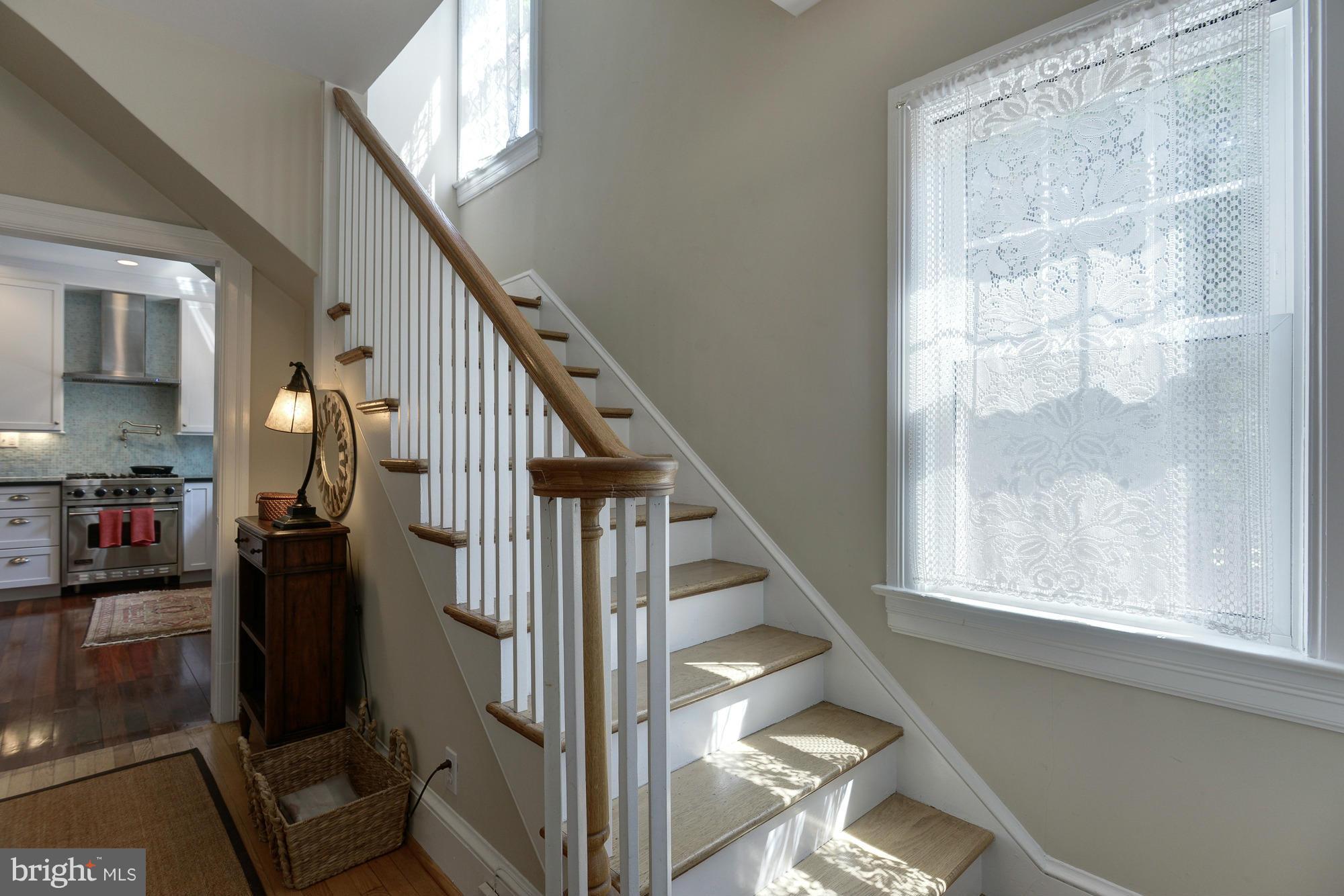 3109 2nd Road North Arlington, VA 22201 - Photo 5 of 30 Interior (General)