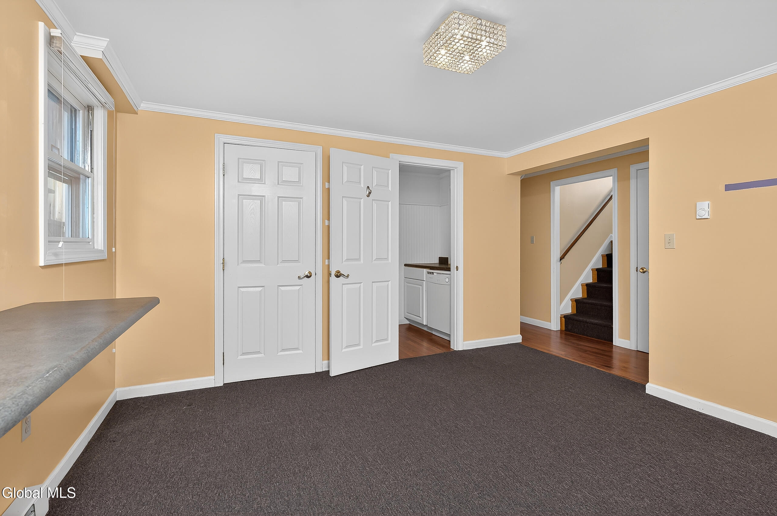 1208 Loudon Road Colonie, NY 12047 - Photo 11 of 24 051-1208-Loudon-Road-Cohoes-NY-12047