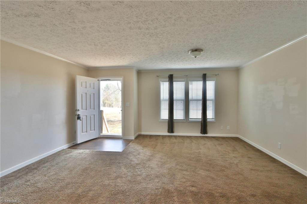 3821 Smitherman Road East Bend, NC 27018 - Photo 14 of 31 Gallery Image 14
