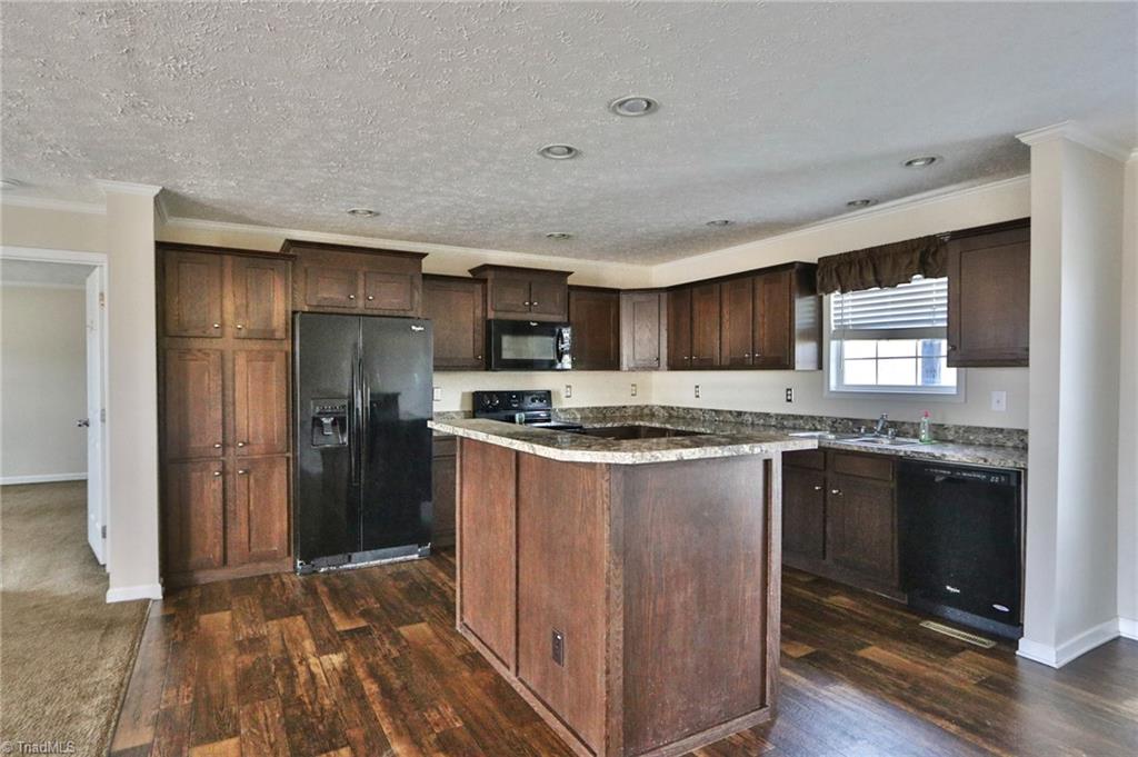 3821 Smitherman Road East Bend, NC 27018 - Photo 10 of 31 Gallery Image 10