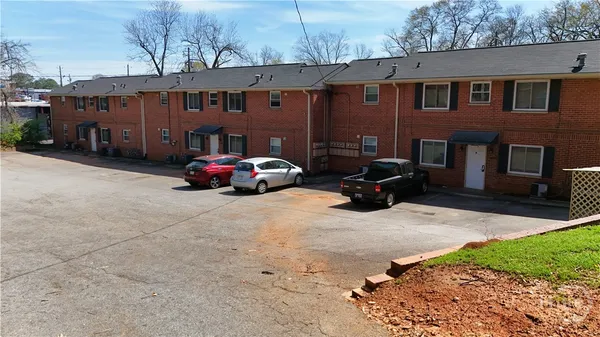 $2,420,000 | 495 South Milledge Avenue, Athens, GA 30605