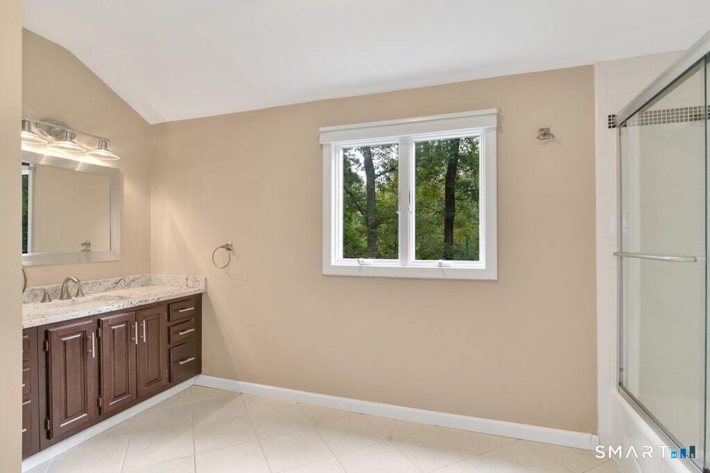 63 Lounsbury Road Ridgefield, CT 06877 - Photo 20 of 31