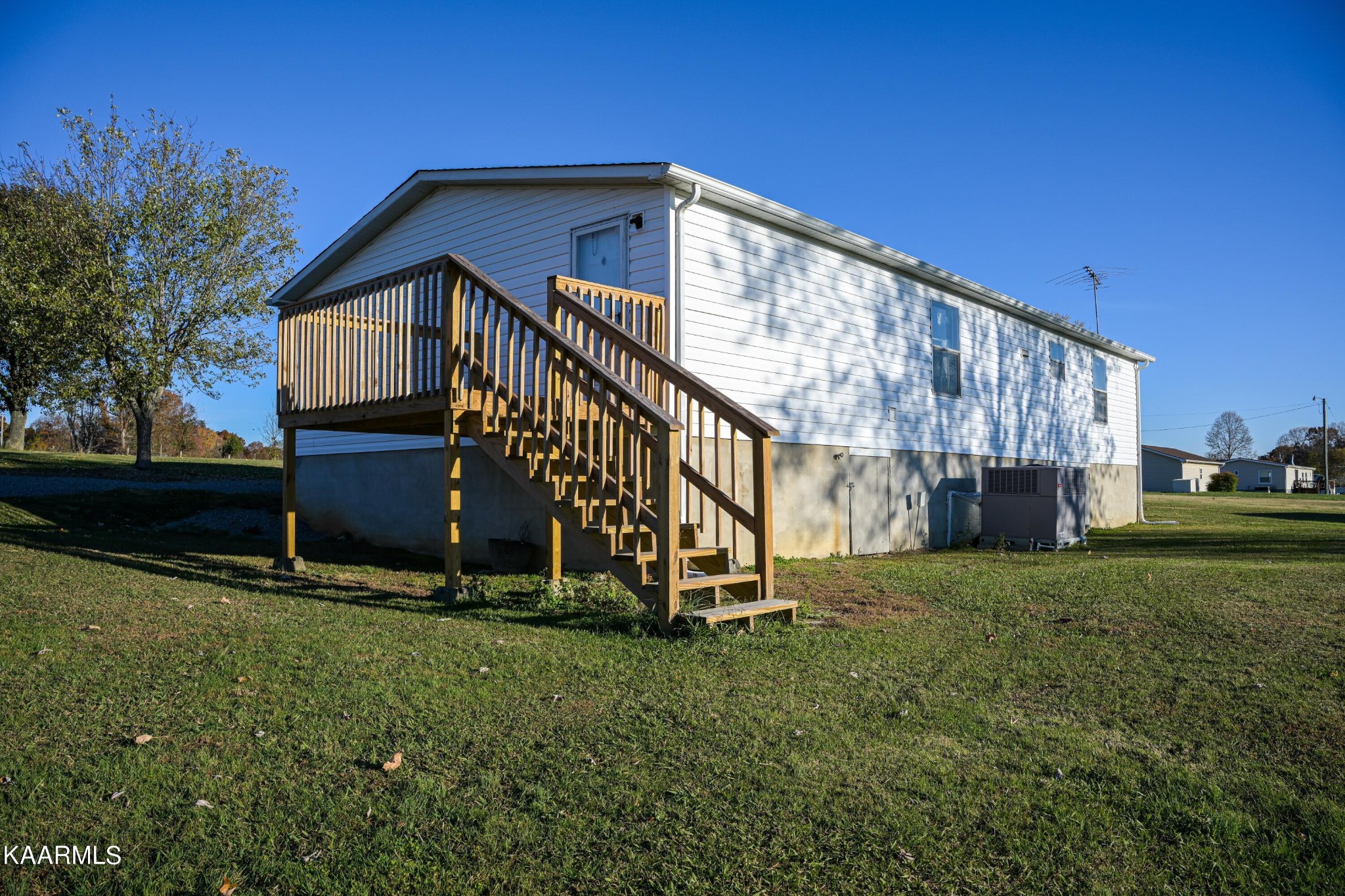 1315 Woods Ridge Road Dandridge, TN 37725 - Photo 5 of 45 Gallery Image 5