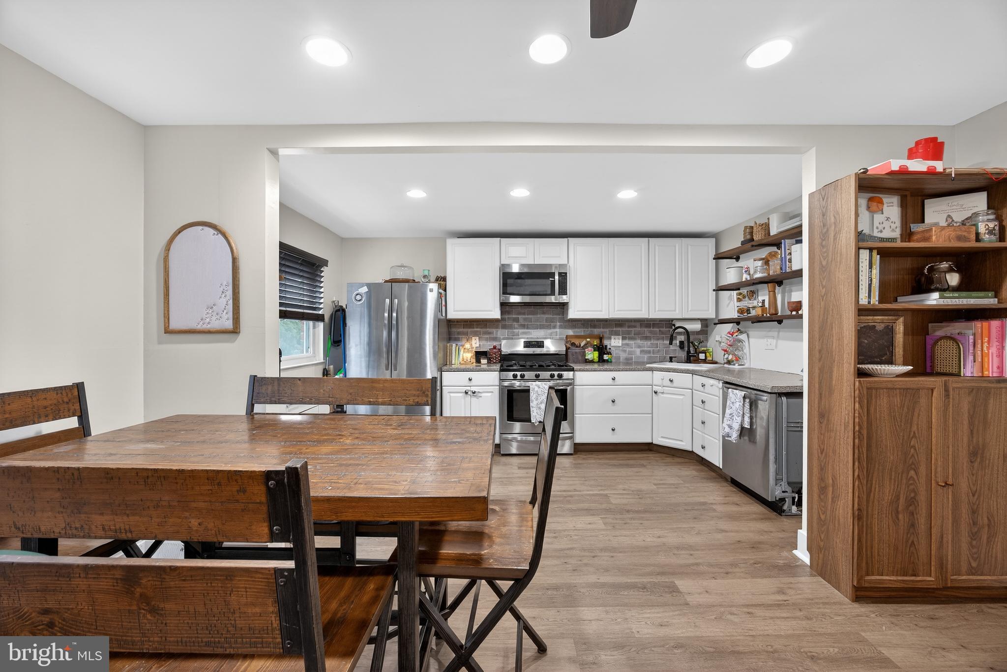 3321 Belgreen Road Philadelphia, PA 19154 - Photo 13 of 33