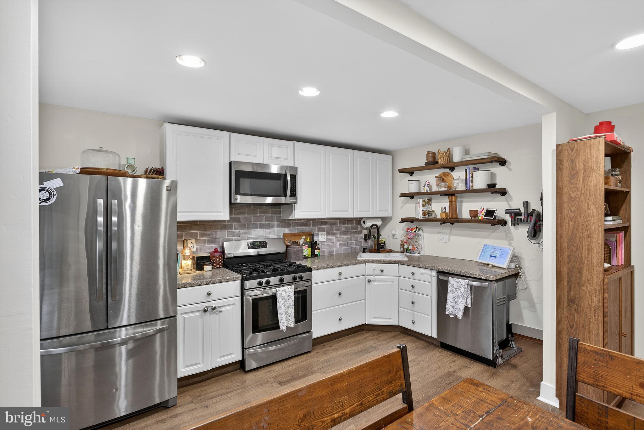 3321 Belgreen Road Philadelphia, PA 19154 - Photo 14 of 33