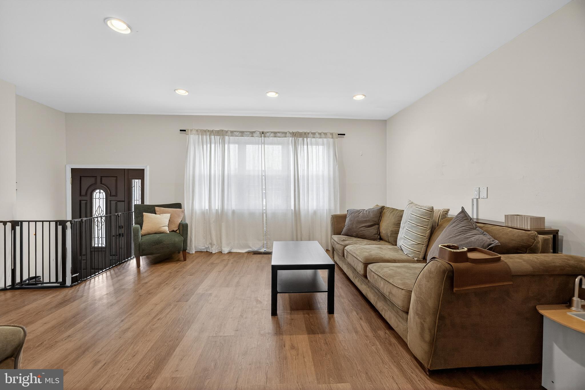 3321 Belgreen Road Philadelphia, PA 19154 - Photo 7 of 33