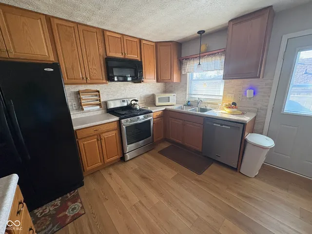 $299,900 | 4006 East Stop 10 Road, Indianapolis, IN 46237