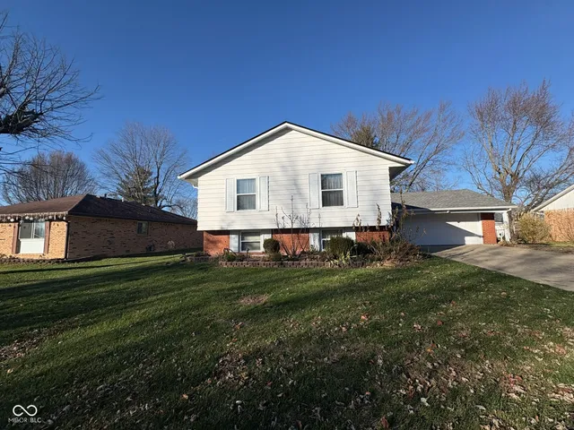 $299,900 | 4006 East Stop 10 Road, Indianapolis, IN 46237