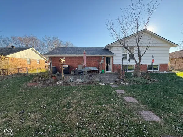 $289,900 | 4006 East Stop 10 Road, Indianapolis, IN 46237