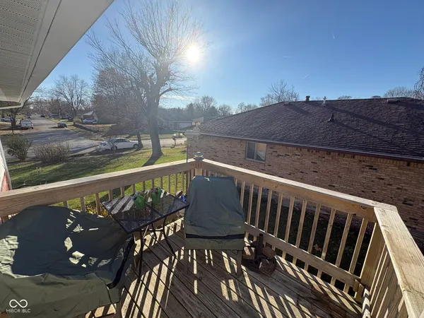 $289,900 | 4006 East Stop 10 Road, Indianapolis, IN 46237