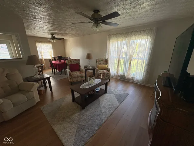 $299,900 | 4006 East Stop 10 Road, Indianapolis, IN 46237