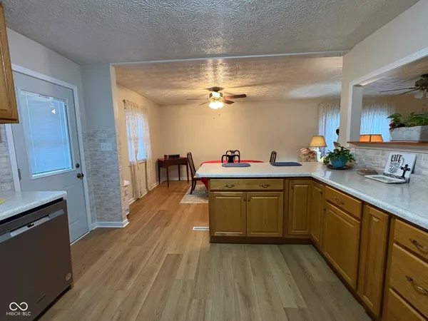 $289,900 | 4006 East Stop 10 Road, Indianapolis, IN 46237