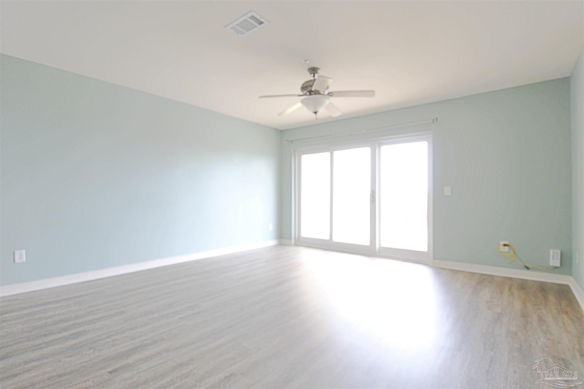 16022 Innerarity Point Road Pensacola, FL 32507 - Photo 4 of 19