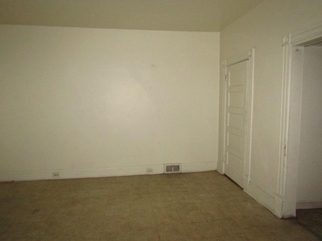 2348 McCook Street Pittsburgh, PA 15212 - Photo 9 of 27 a view of an empty room