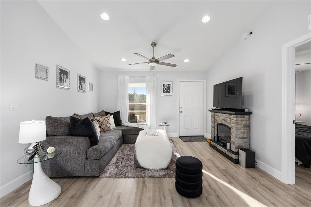 3597 Southwest 151st Avenue Ocala, FL 34481 - Photo 7 of 35